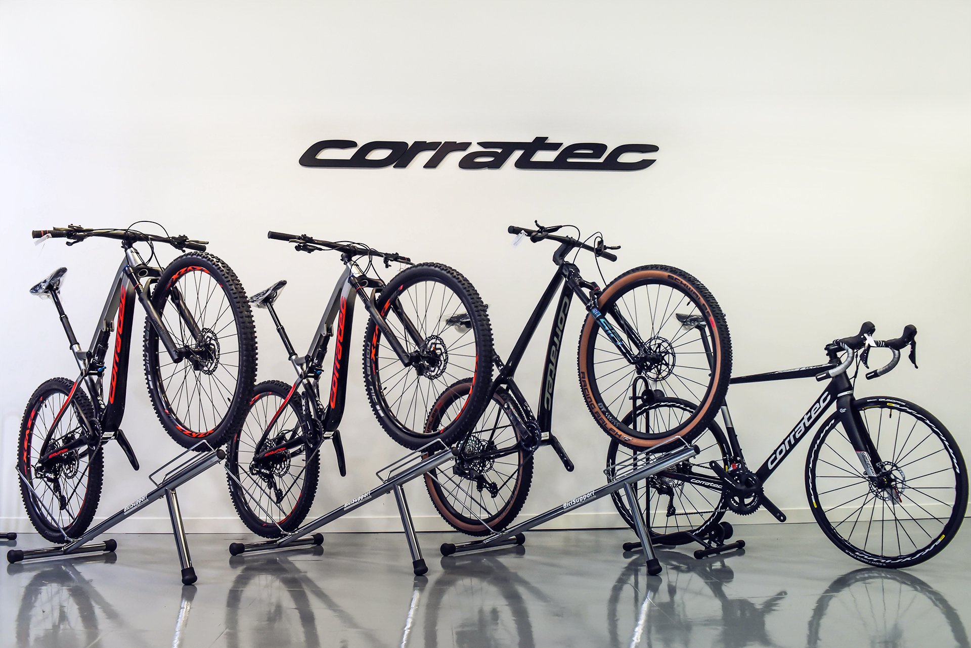 Distribuidor Corratec